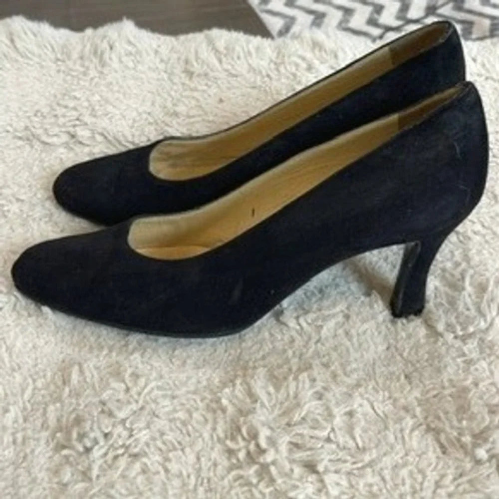 Paolo Black Suede Pumps Made in Italy Almond Toe Kitten Heel Womens Size 8.5 M